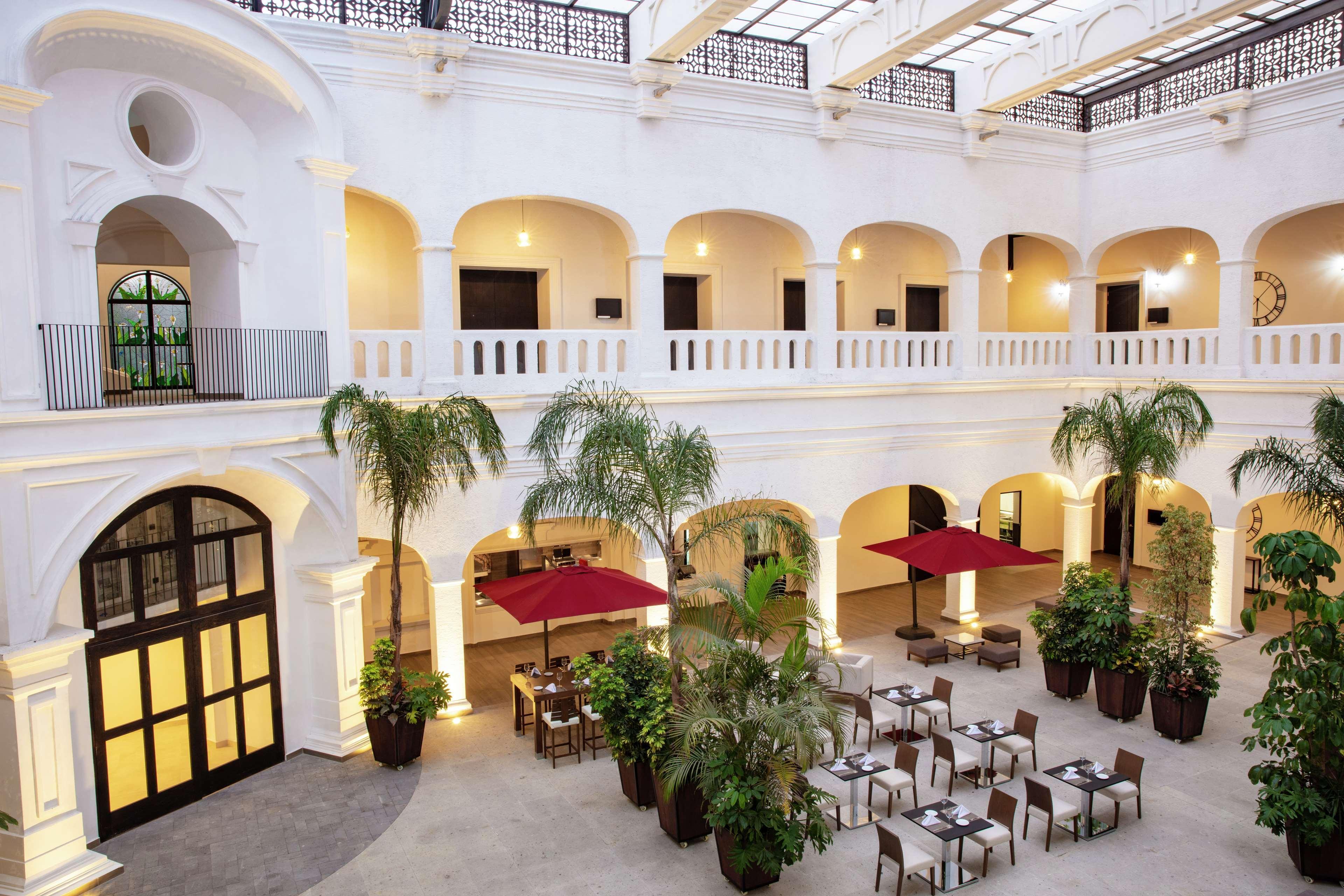 Doubletree By Hilton Toluca Hotell Eksteriør bilde