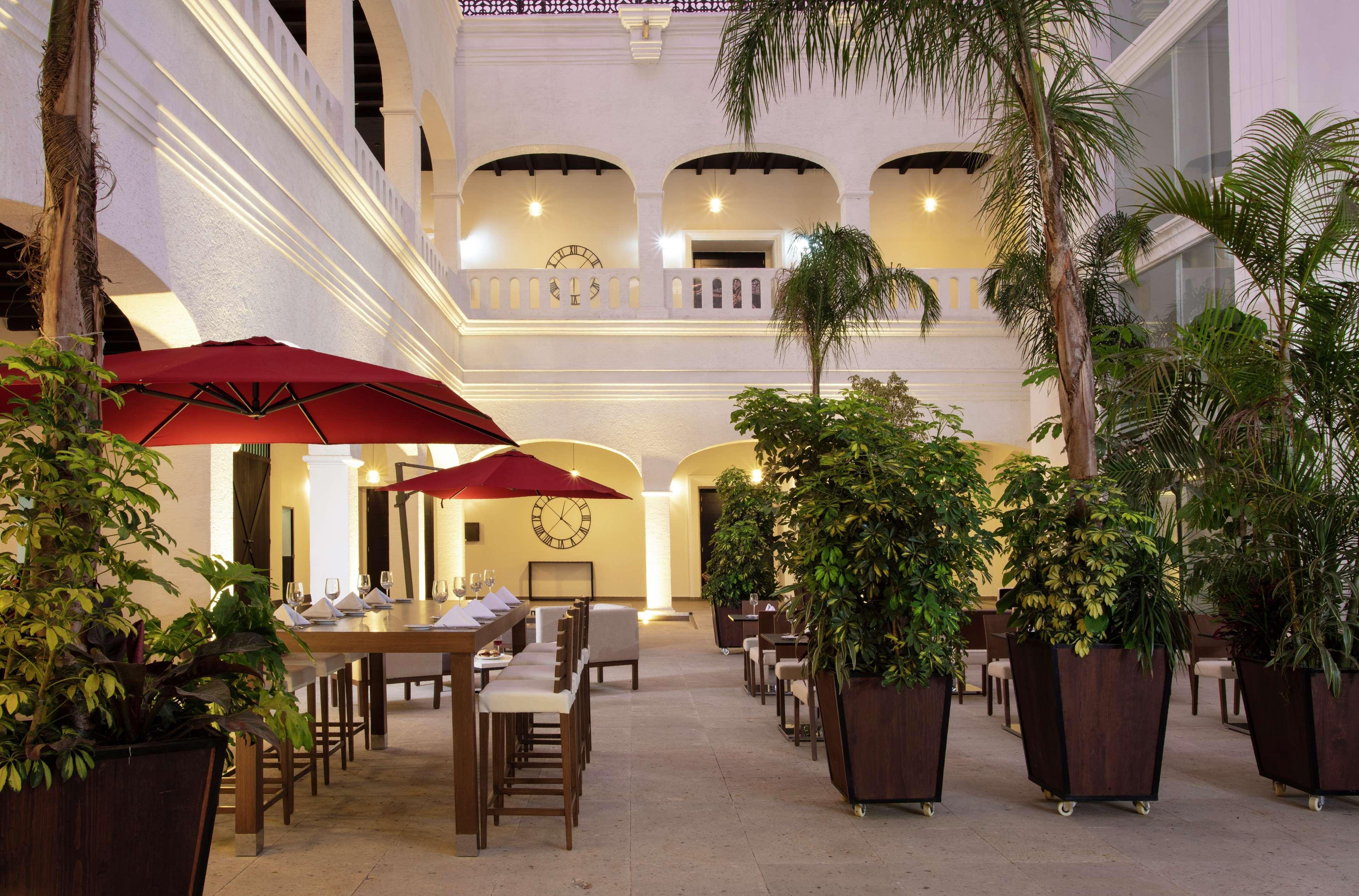 Doubletree By Hilton Toluca Hotell Eksteriør bilde