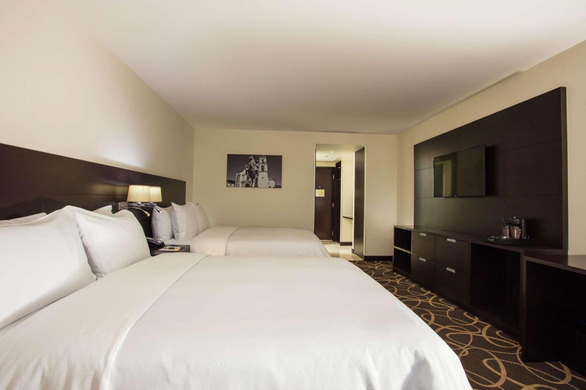 Doubletree By Hilton Toluca Hotell Eksteriør bilde