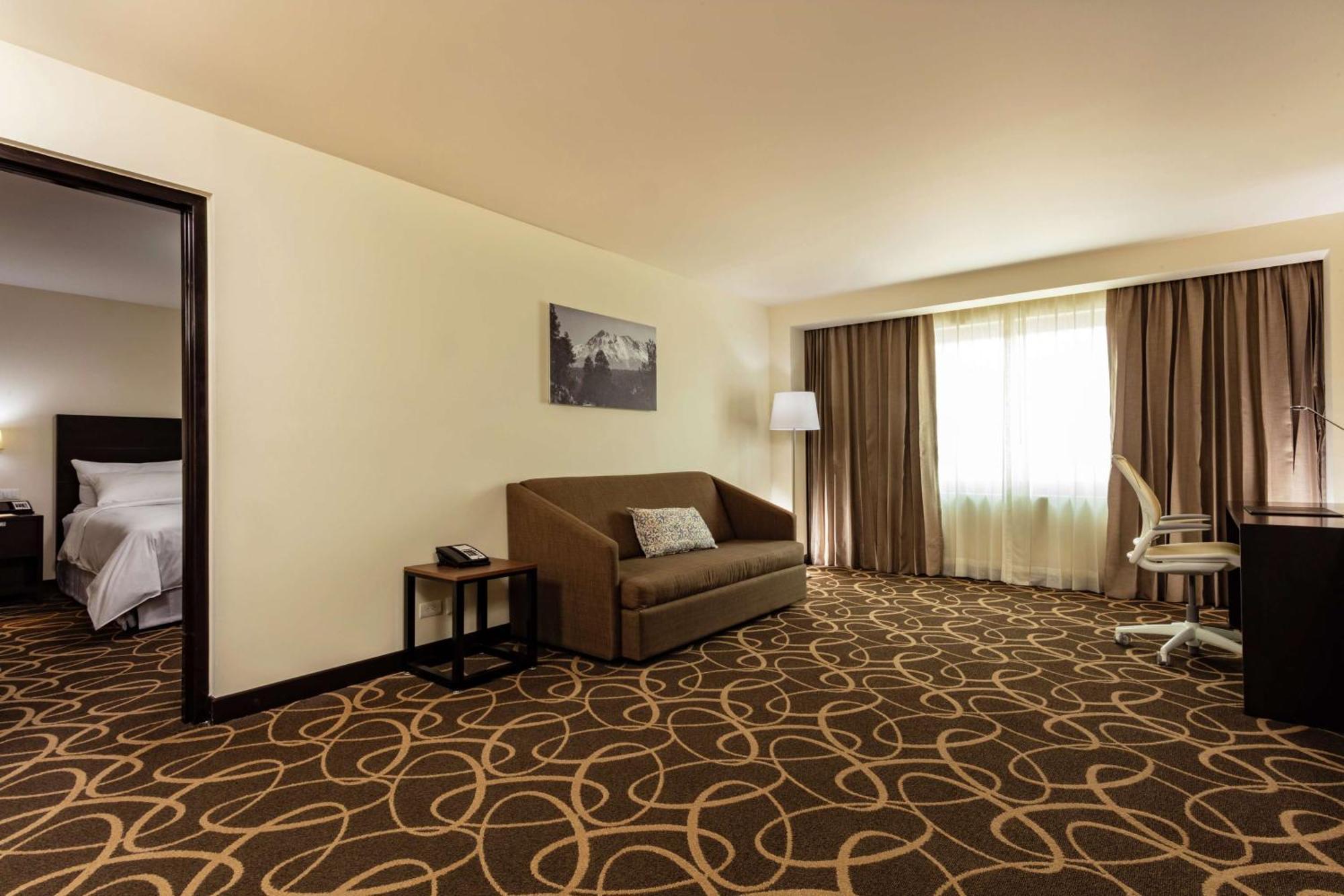 Doubletree By Hilton Toluca Hotell Eksteriør bilde